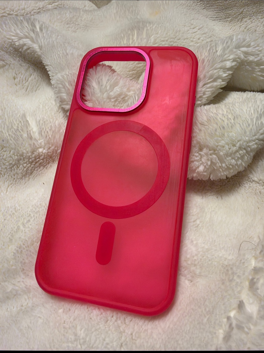 Hot pink cell phone case iPhone 15 pro